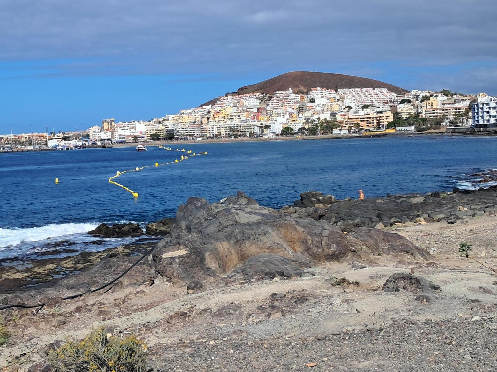 Beach 400Mtr, Top Of Mountain With Spectacular Surround View 200Mtr Los Cristianos  Bagian luar foto