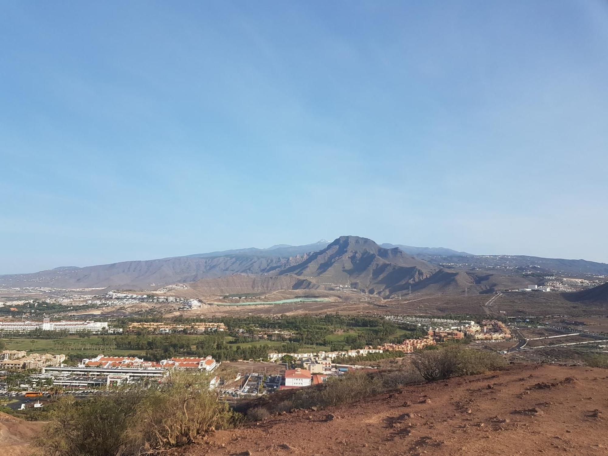 Beach 400Mtr, Top Of Mountain With Spectacular Surround View 200Mtr Los Cristianos  Bagian luar foto